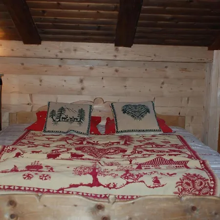 Le Vieux Appartement-fewo- Dusche Oder Bad- Wc 4-bettwohnung By Interhome شقة غشتاد