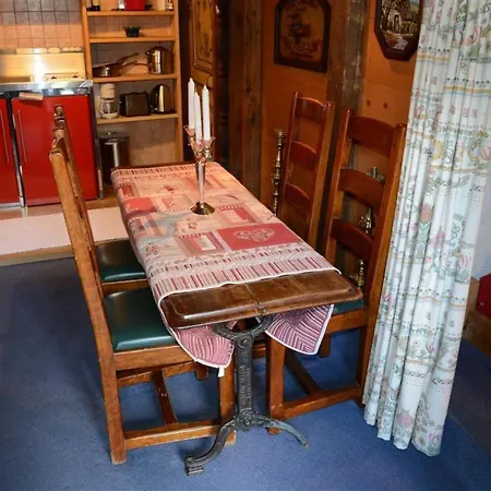 Le Vieux Appartement-fewo- Dusche Oder Bad- Wc 4-bettwohnung By Interhome Daire Gstaad